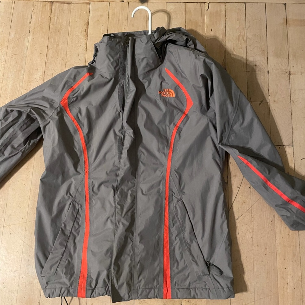 Rain coat, the north face. Worn less than 10 times